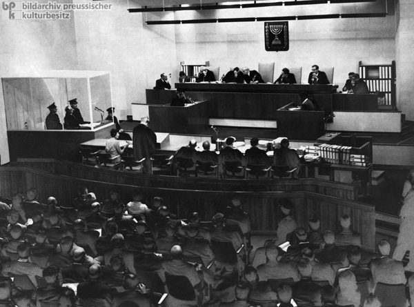 Adolf Eichmann behind Bulletproof Glass during his Trial in Jerusalem (1961)